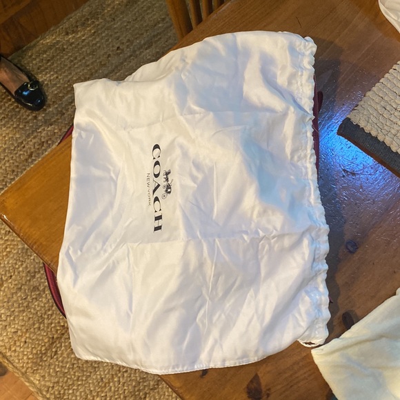 Coach Purse. Crossbody. - Picture 9 of 9